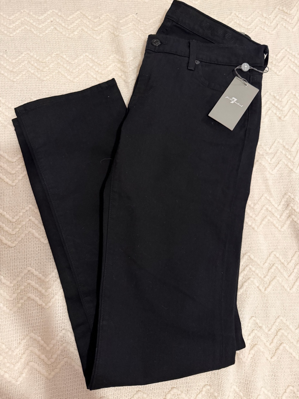 NWT NEW 7 For All Mankind Black Women’s Jeans Straight Leg sz 30